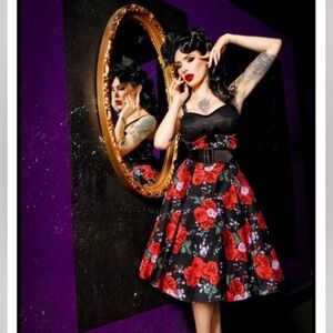 Deadly Dames by Micheline Pitt floral swing dress  size Large, worn once PUG